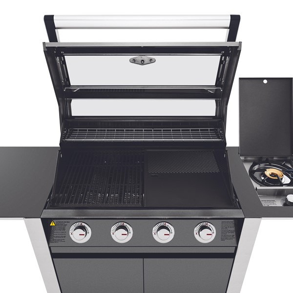 Beefeater 1600 BBQ 4Q c/ Carrinho + Queim. Lt -  Preto